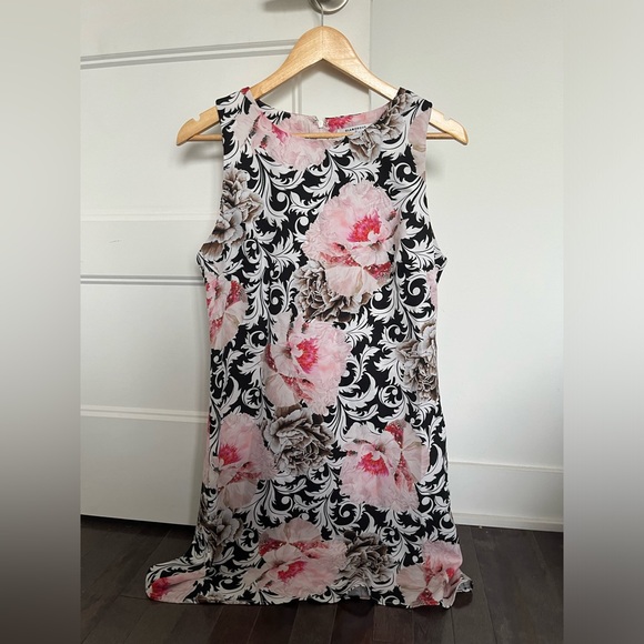 🌸 Last chance - ASOS floral Baroque Shift Dress size M (never worn) 🌸 - Picture 3 of 5